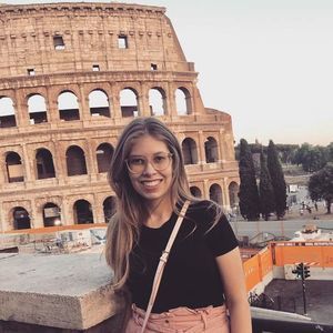 Meet your Posher, Laurence